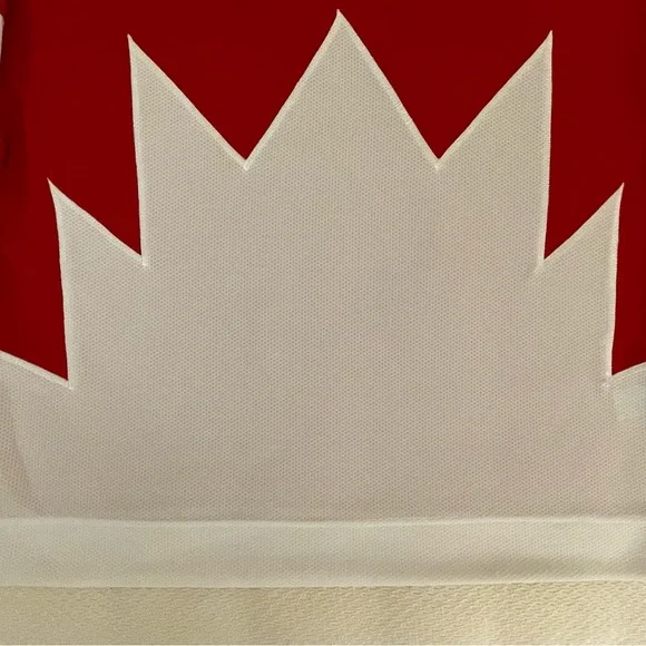 The Official 25th Anniversary Jersey : Canada / Russia Summit Series. Bobby Orr - Picture 3 of 10